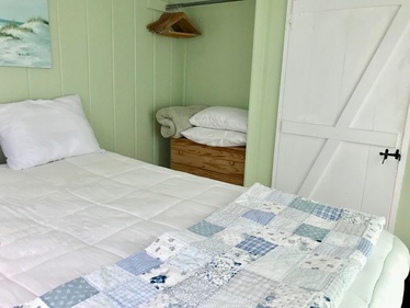 Wellfleet Harbor Cottage