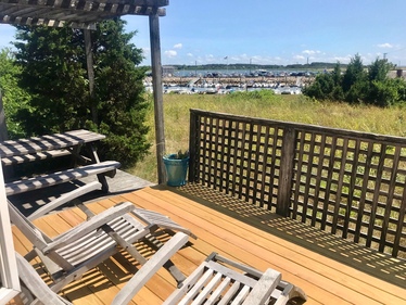 Wellfleet Harbor Cottage