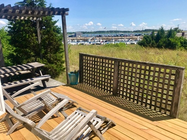 Wellfleet Harbor Cottage