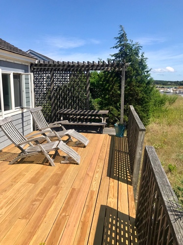 Wellfleet Harbor Cottage