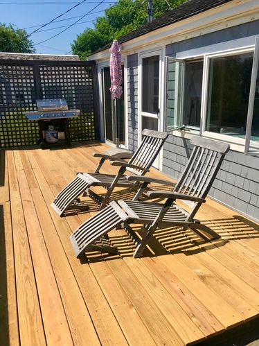 Wellfleet Harbor Cottage